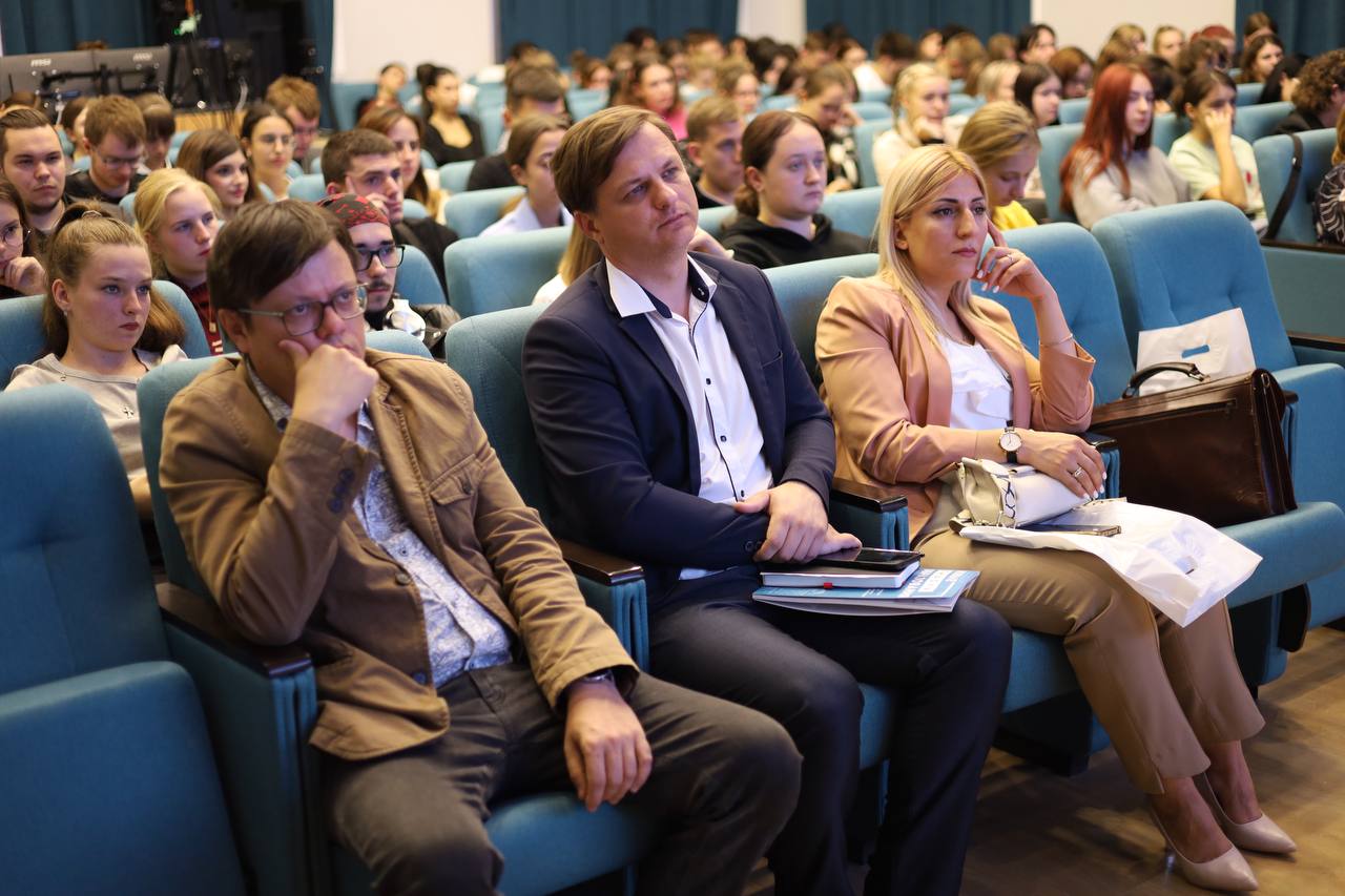 Ежегодный старт программы "Обучение служением" в АГПУ